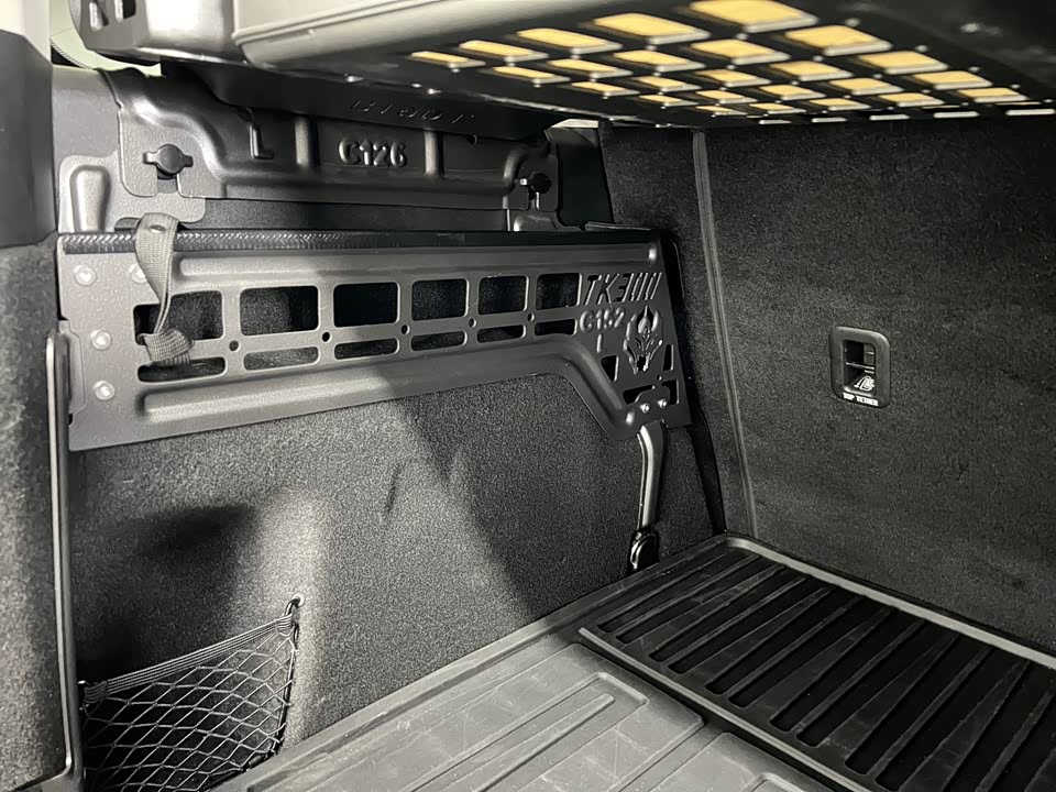 Tank 300