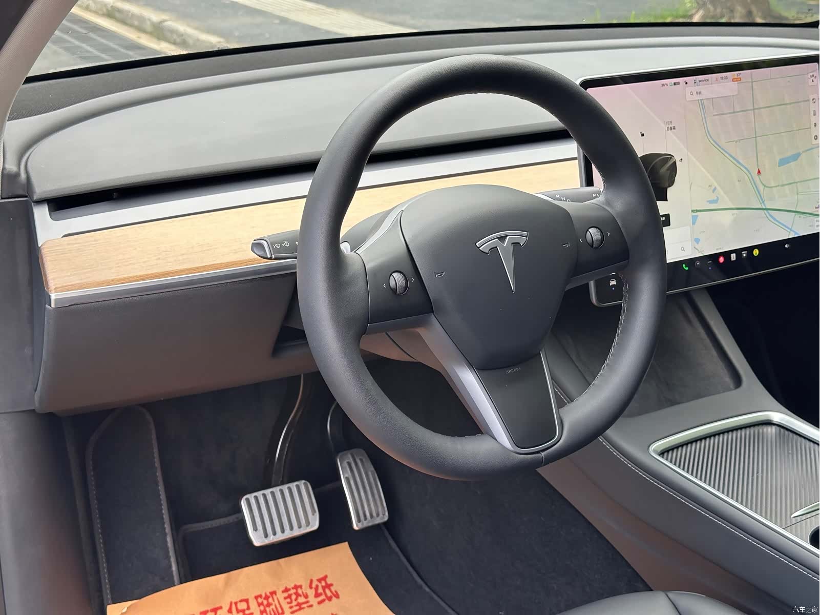 Tesla Model Y, 2021 10