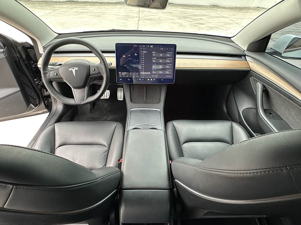 Tesla Model 3 Tesla Model 3