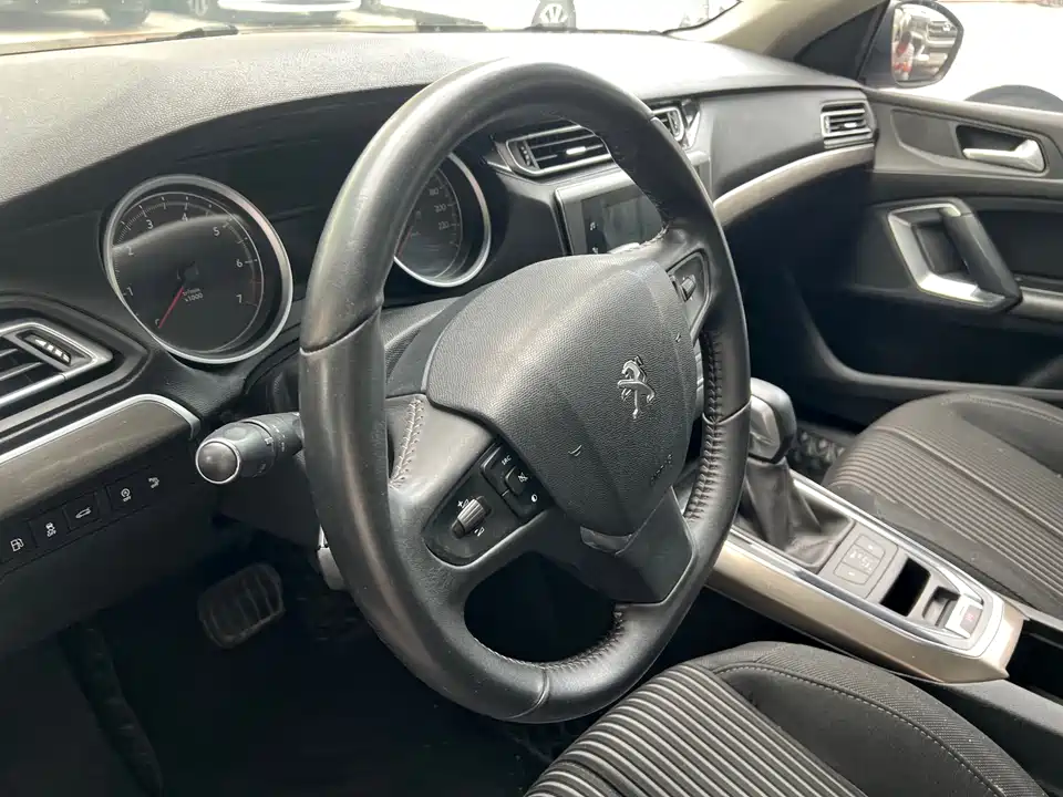 Peugeot 408 Peugeot 408
