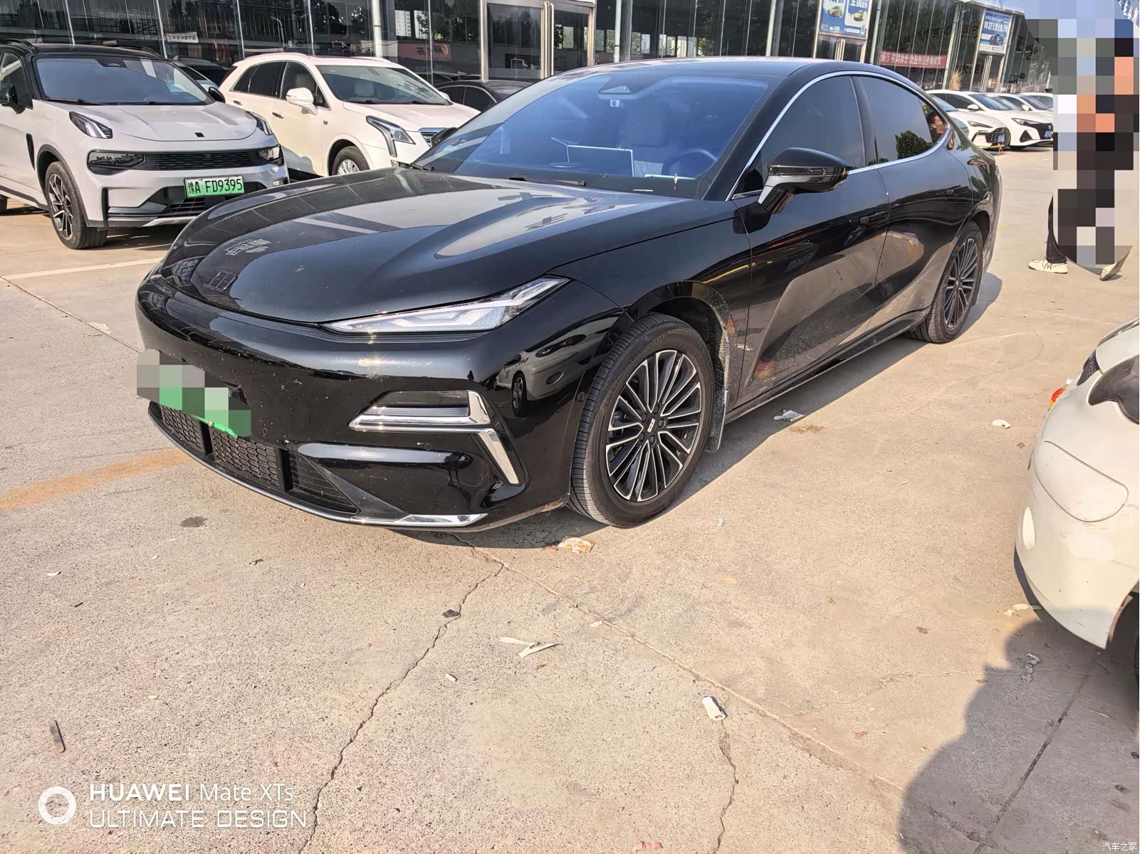 Geely 8, 2025 1