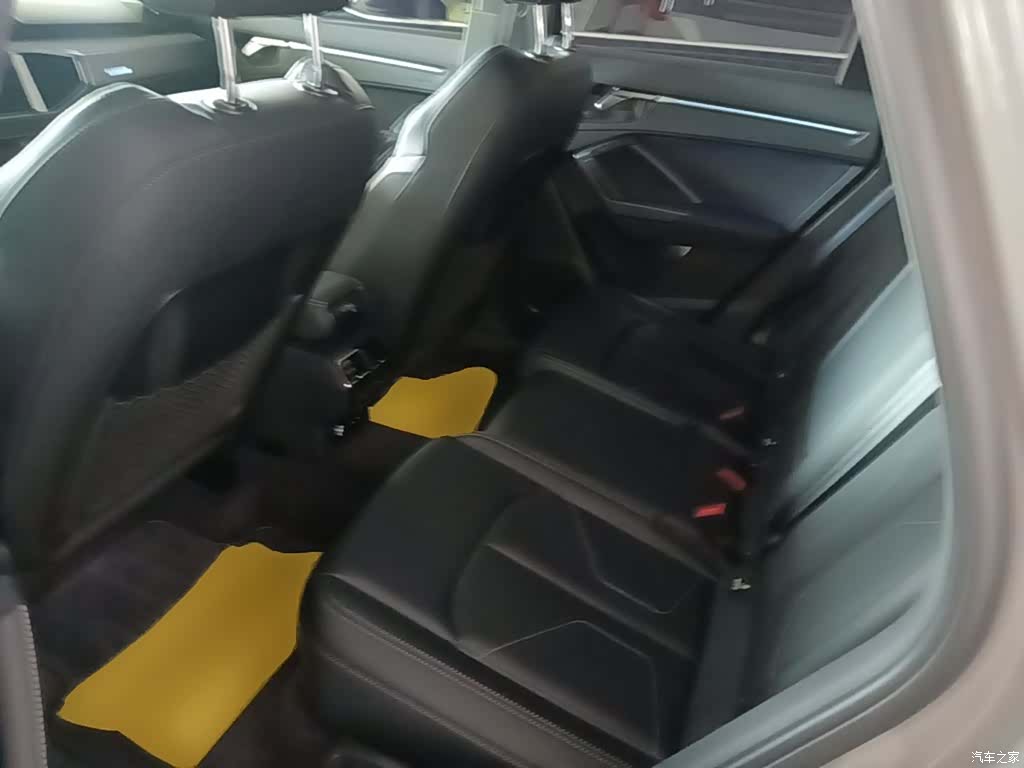 Audi Q3, 2024 17
