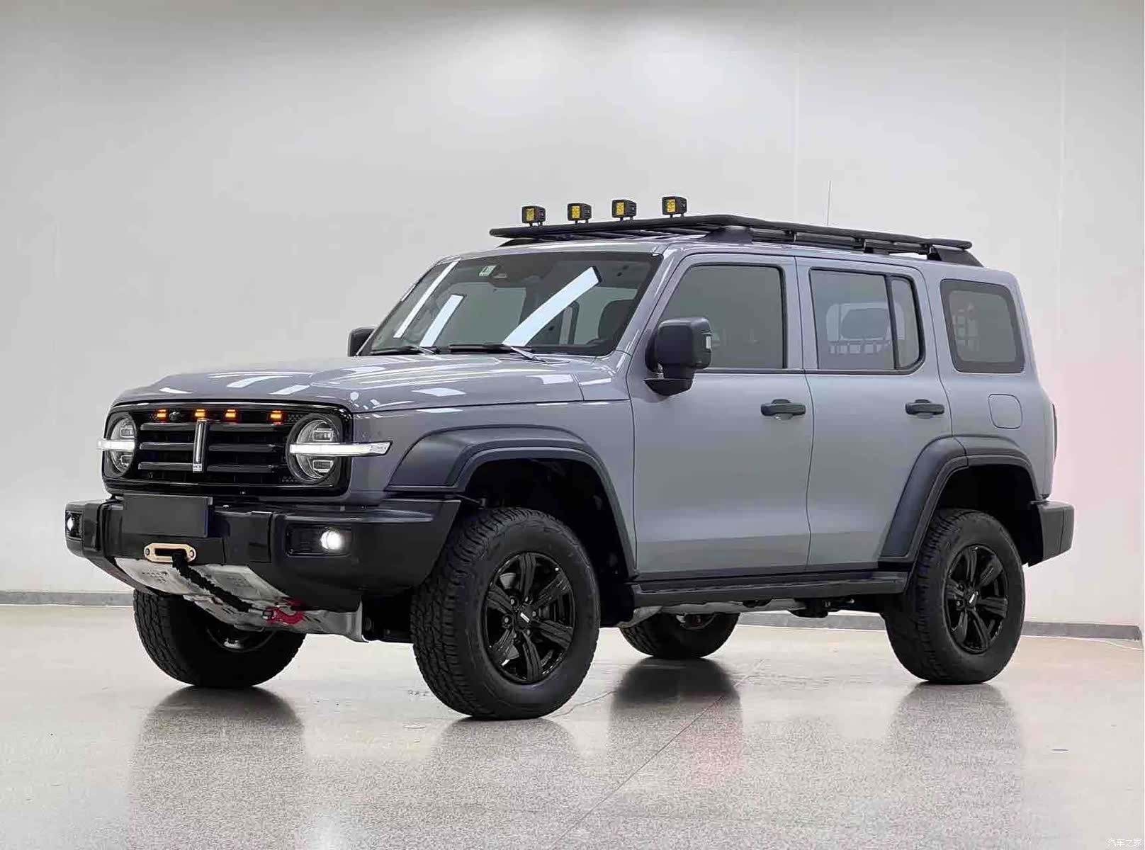 Tank 300, 2021 1