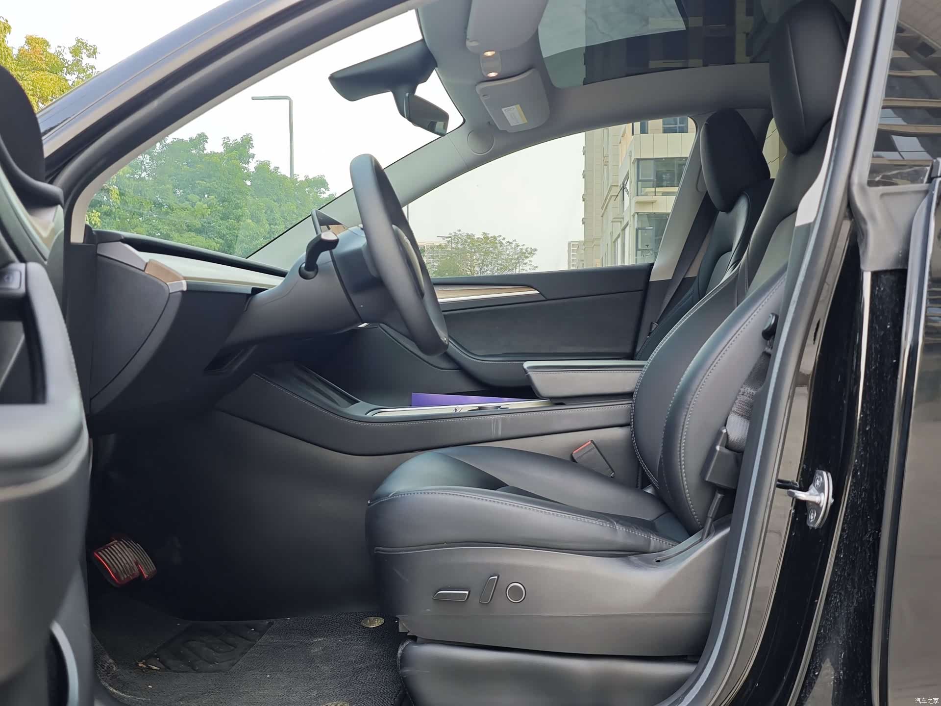 Tesla Model Y, 2023 6