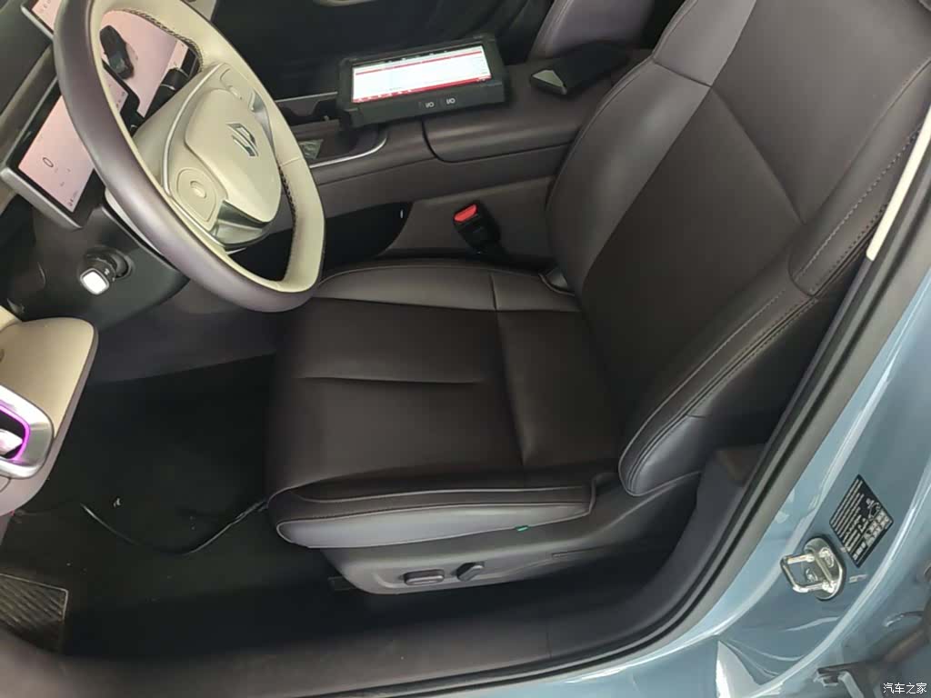 Leapmotor B01, 2026 15