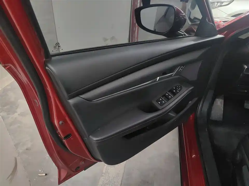 Mazda 3 Angkesaila Mazda 3 Angkesaila