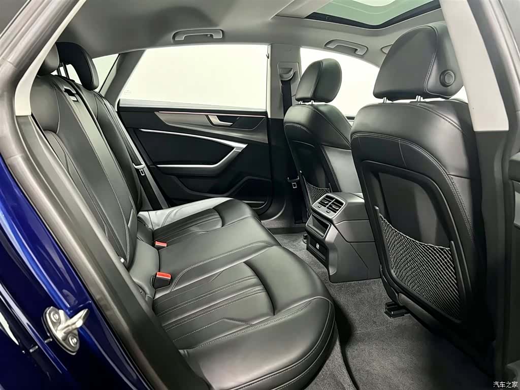 Audi A7, 2021 6