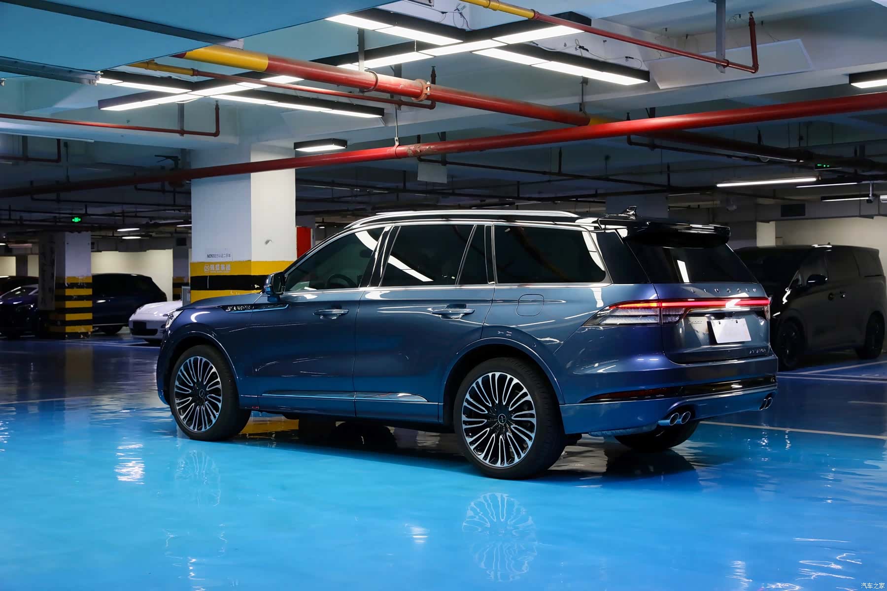 Lincoln Aviator, 2020 3