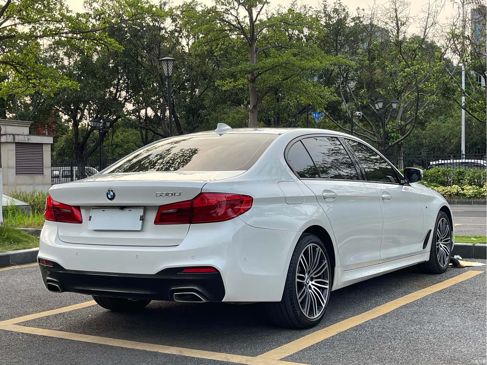 BMW 5 Series, 2019 4