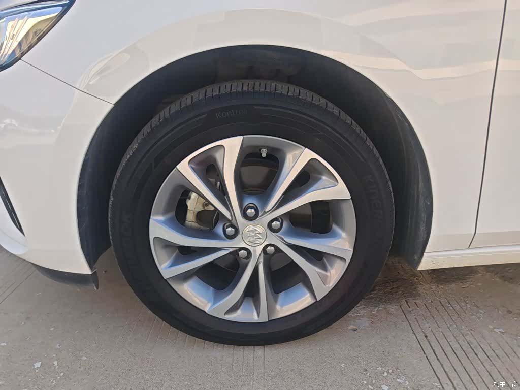 Buick Verano, 2022 23