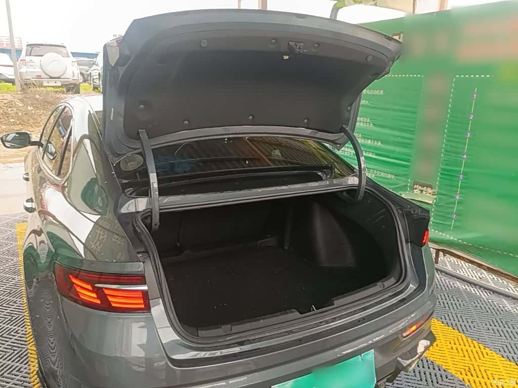 Geely Preface, 2024 19