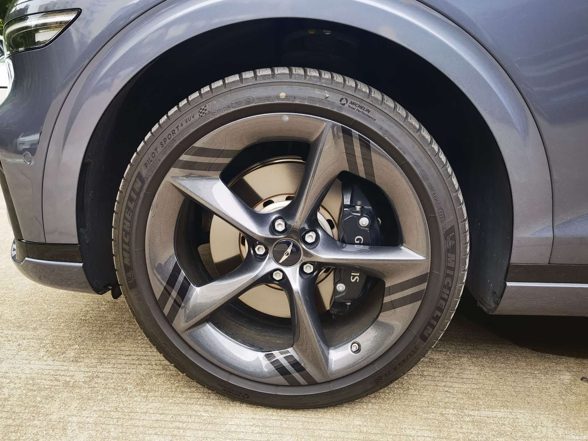 Genesis GV70, 2024 6