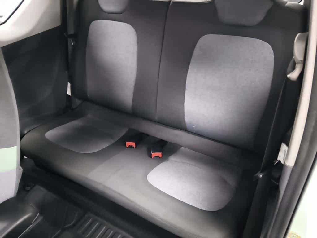 Wuling MINIEV, 2021 13