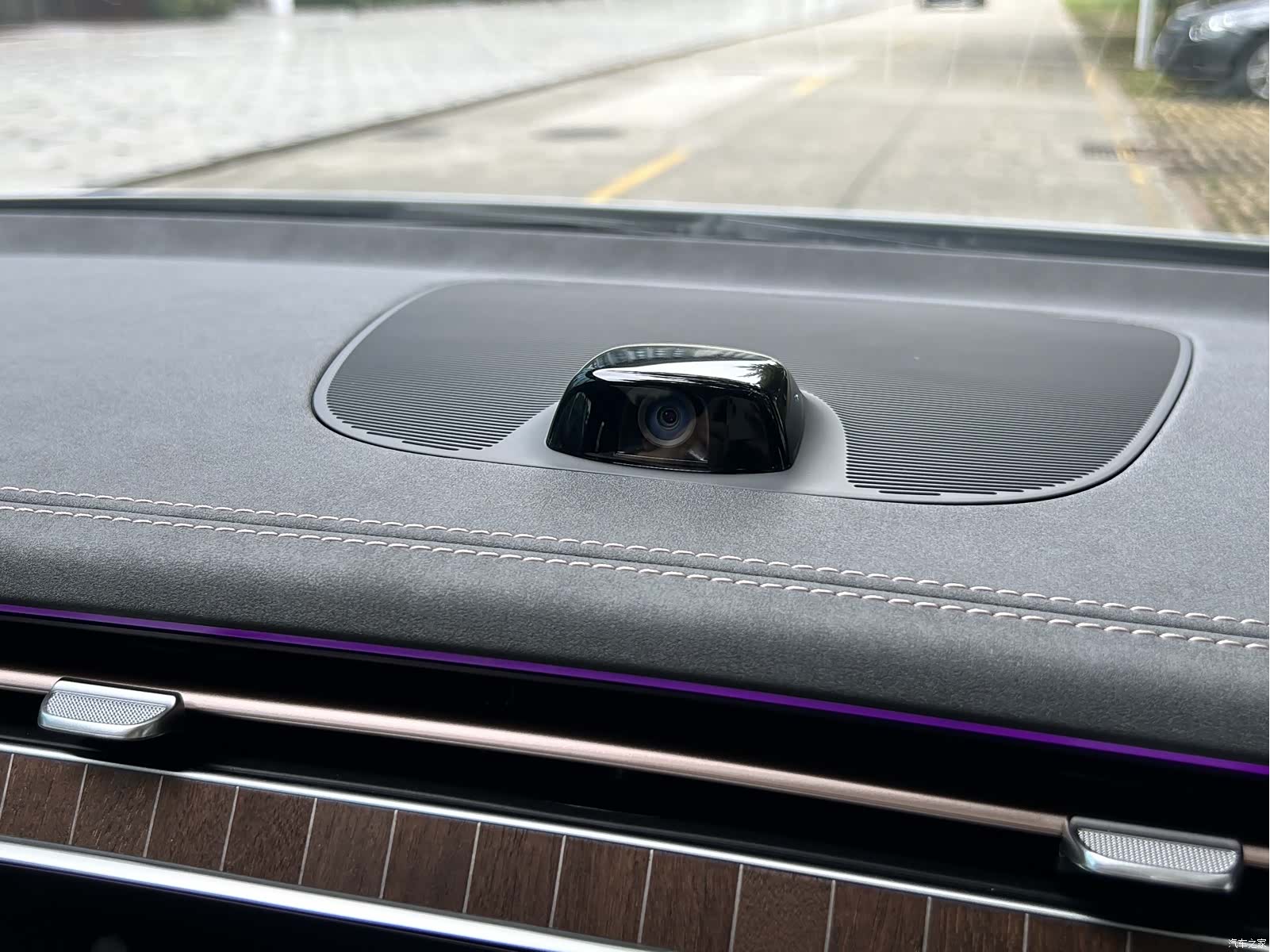 Mercedes-Benz EQE, 2023 22