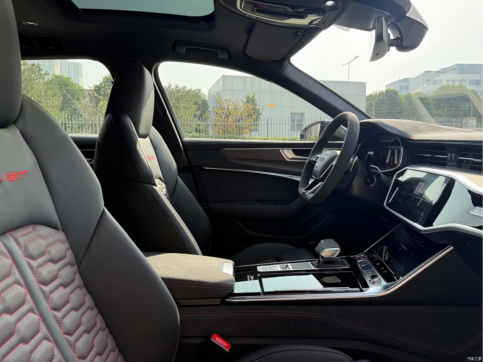 Audi RS, 2025 14