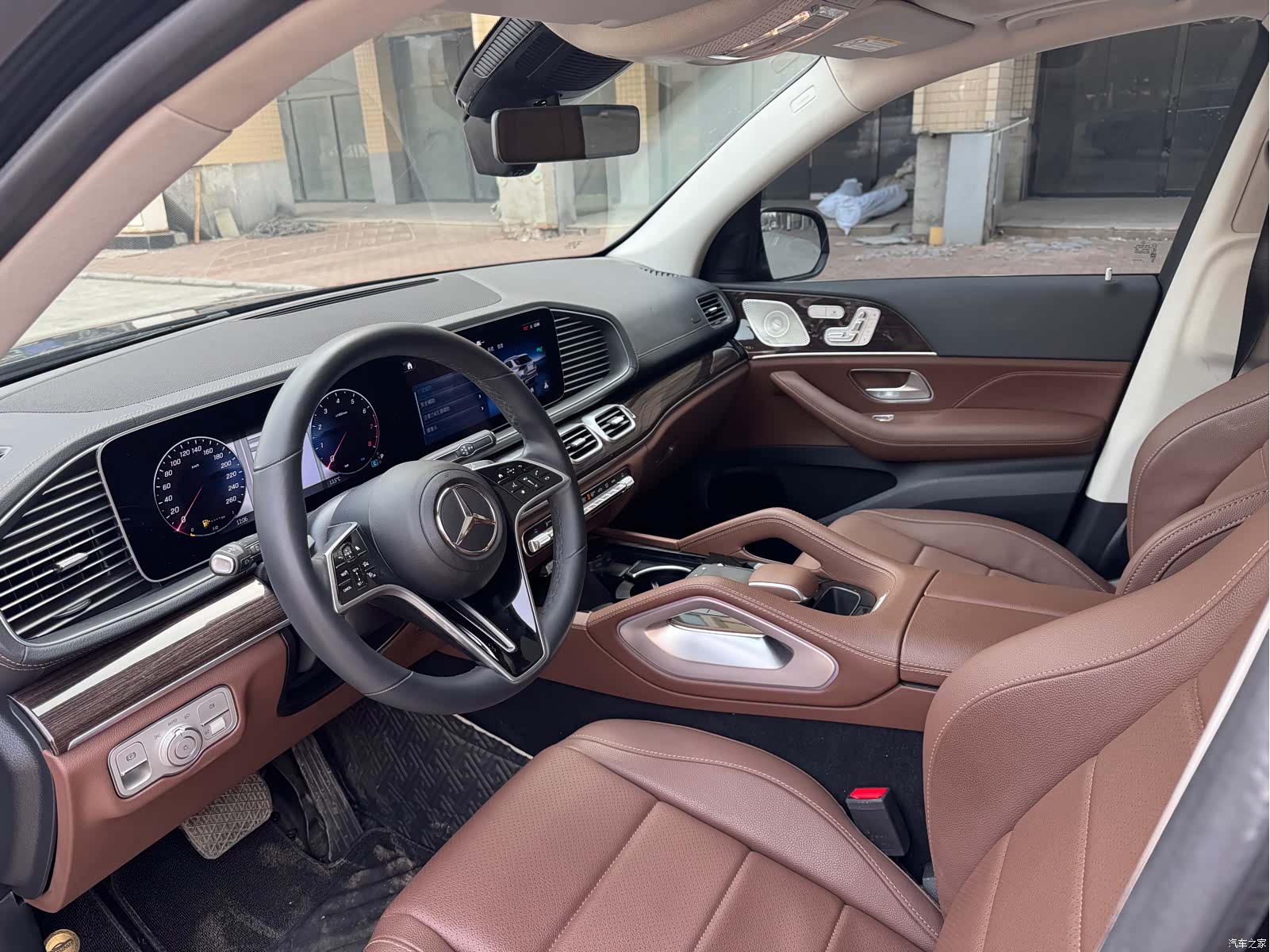 Mercedes-Benz GLE, 2024 7