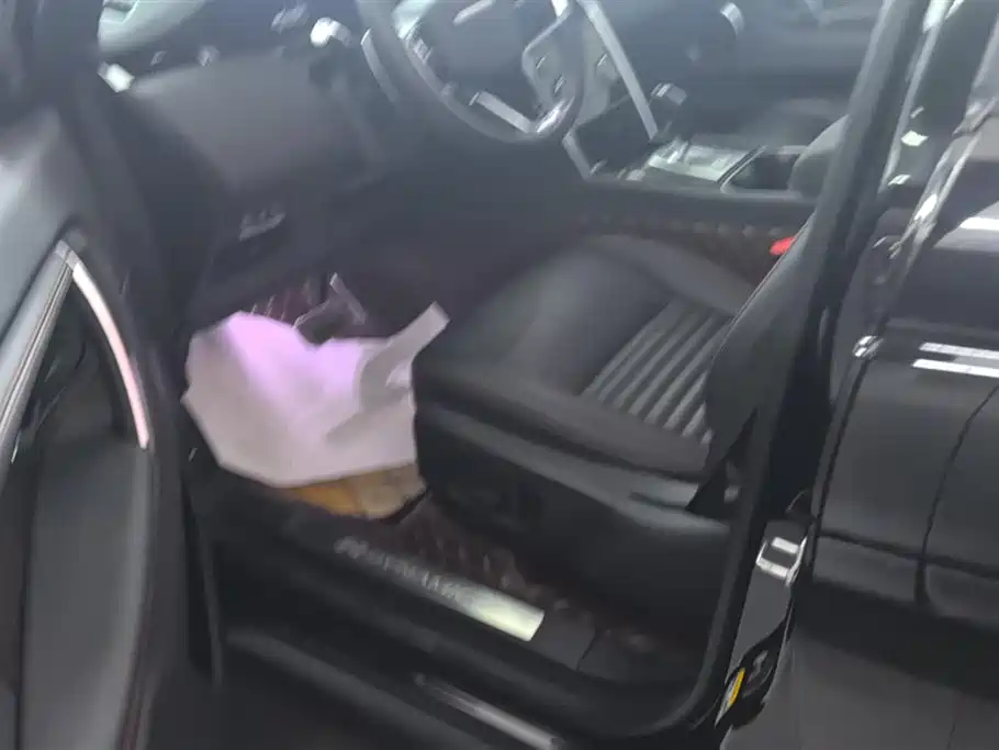 Land Rover Discover sports