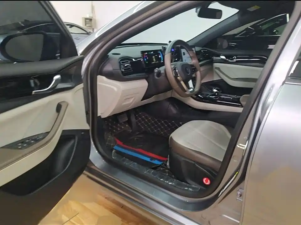 BYD Qin Yuan