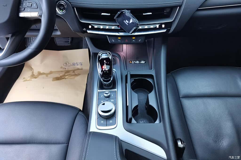 Cadillac CT5, 2024 11