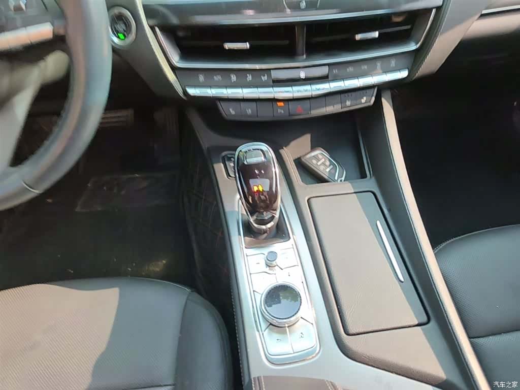 Cadillac CT5, 2022 14