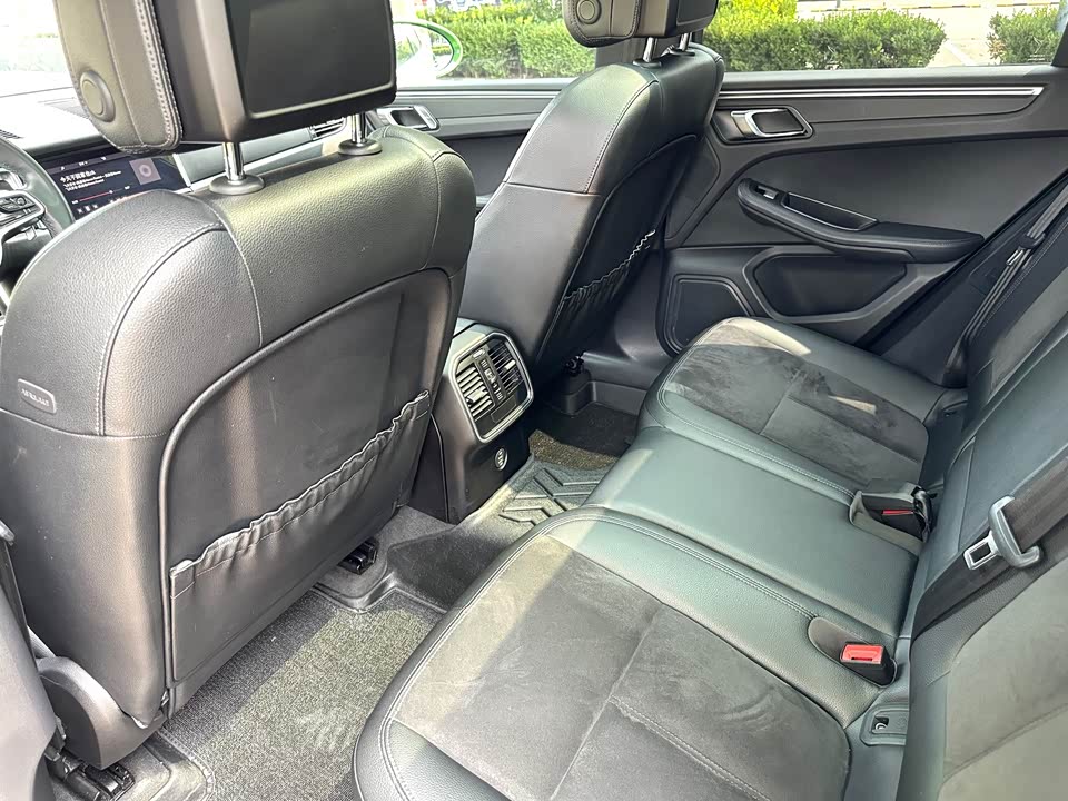 Porsche Macan Porsche Macan