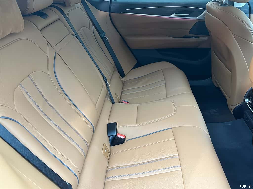 BMW 6 Series GT, 2024 10