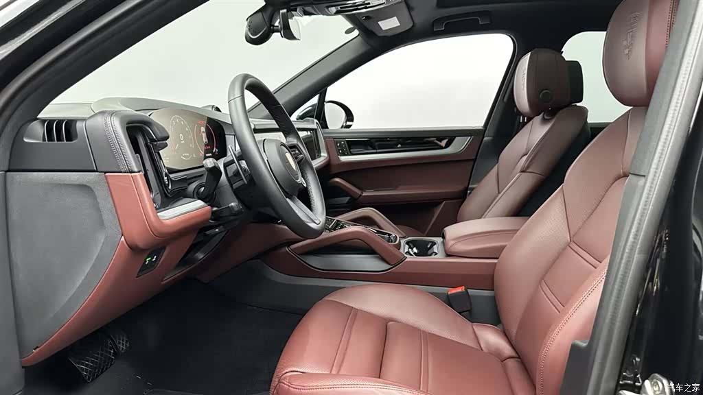 Porsche Cayenne, 2024 13