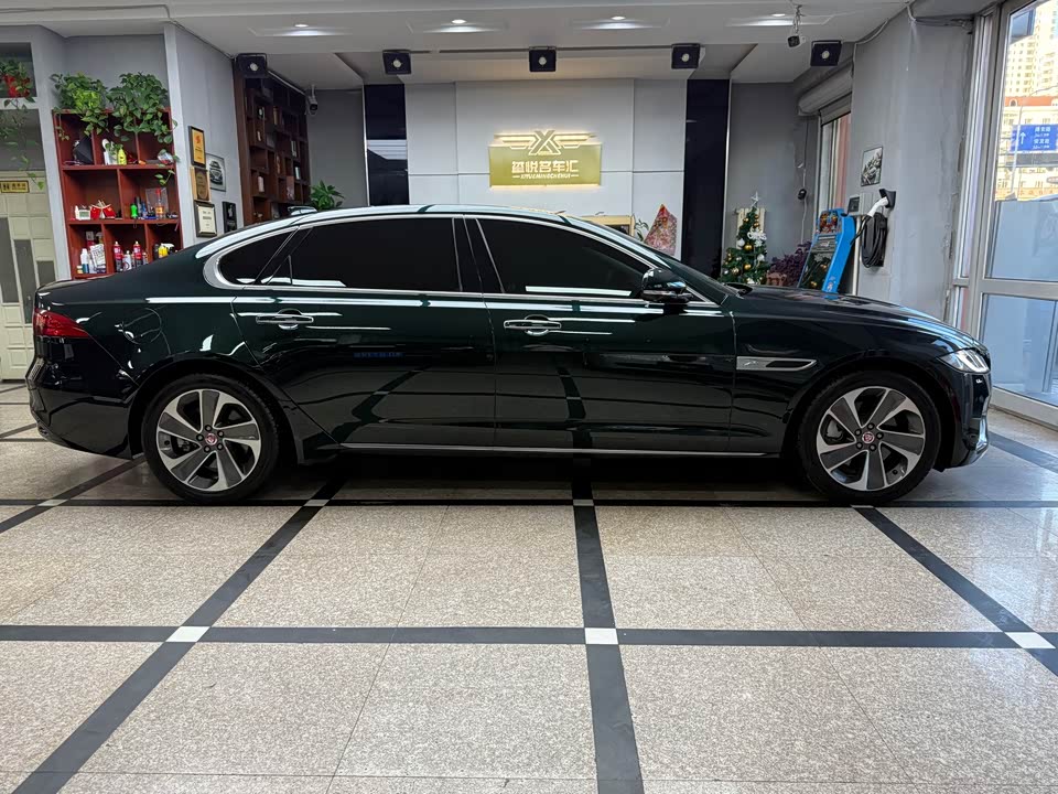 Jaguar XFL Jaguar XFL