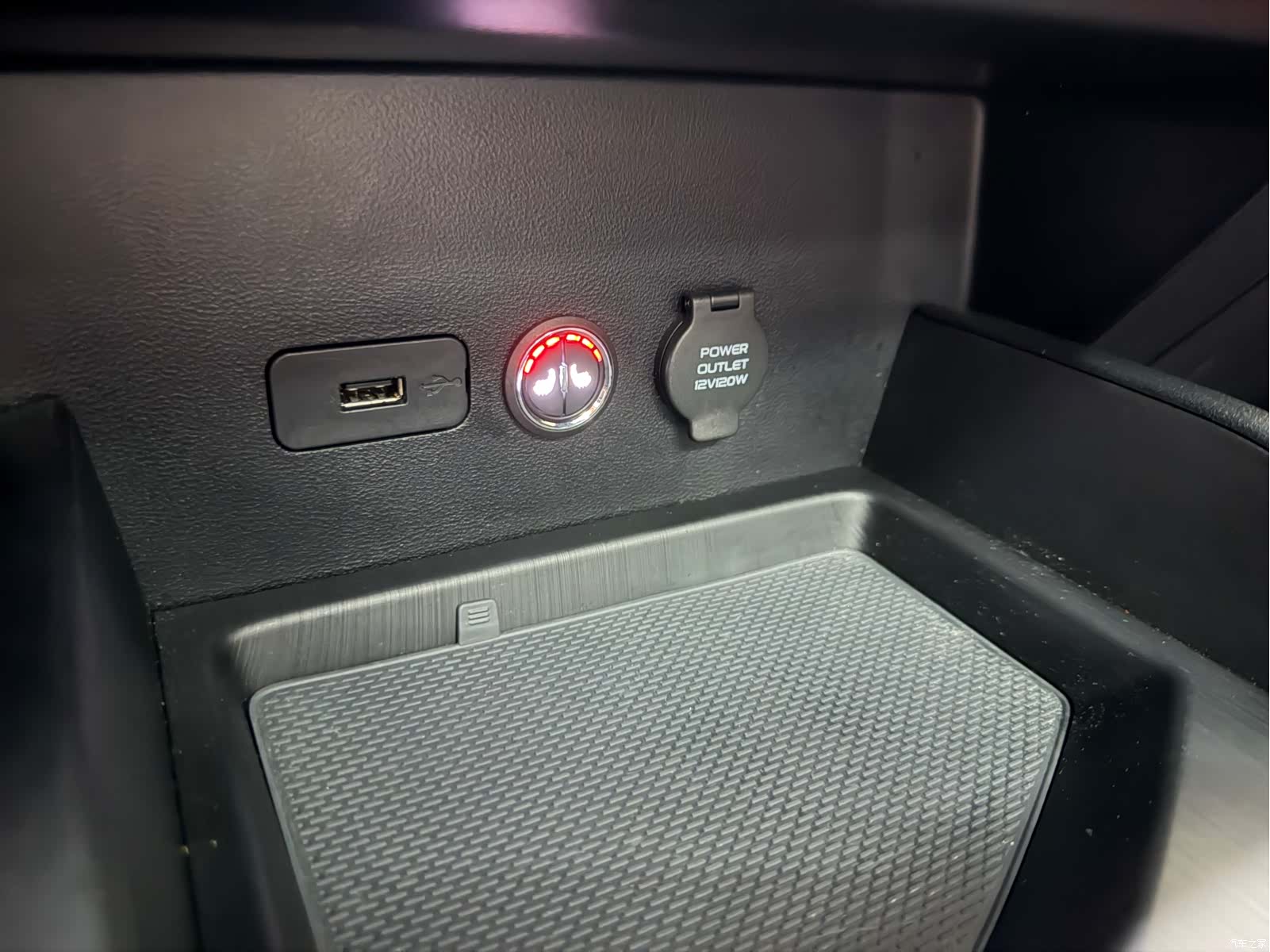 Geely Emgrand, 2022 12