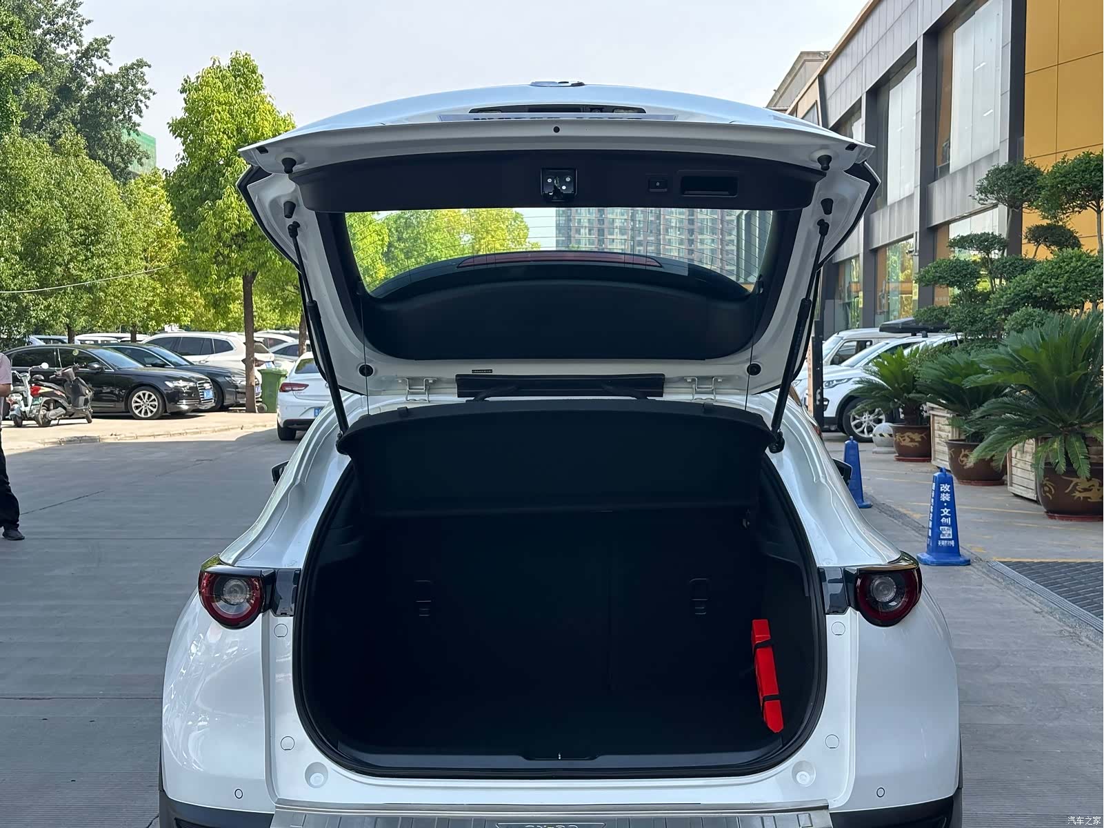 Mazda CX-30, 2021 31