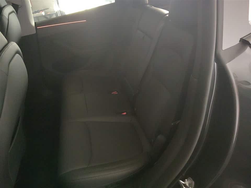 Tesla Model Y Tesla Model Y