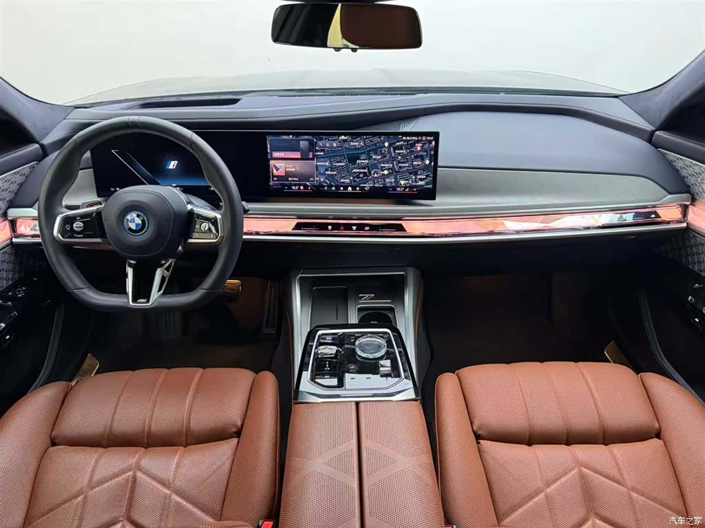 BMW i7, 2023 7