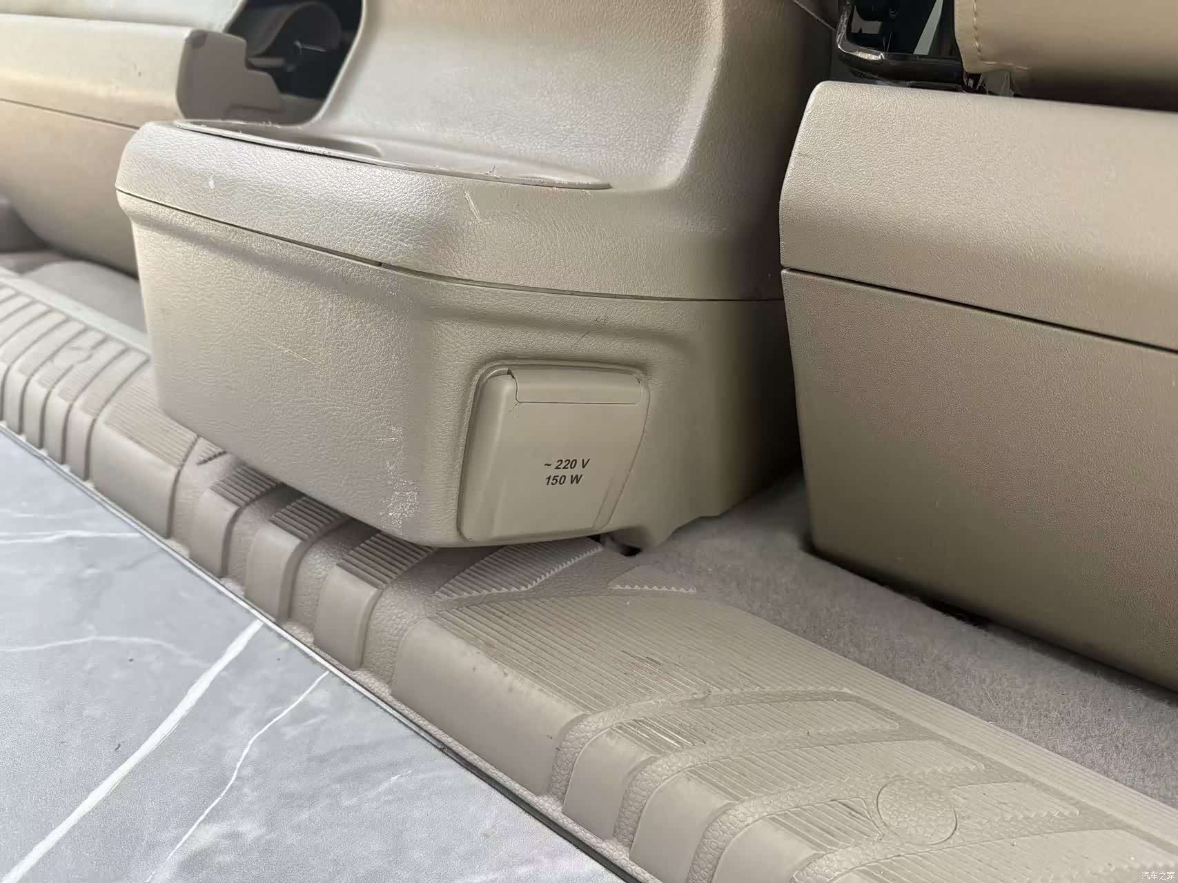 Ford Tourneo, 2017 22