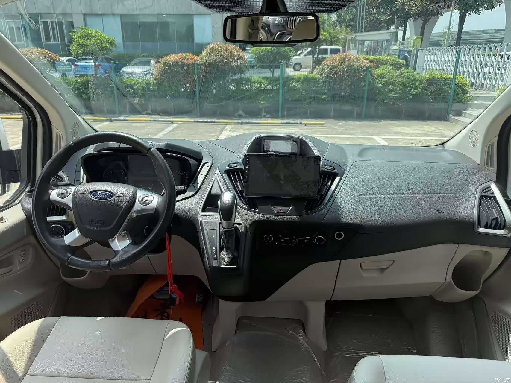 Ford Tourneo, 2017 20