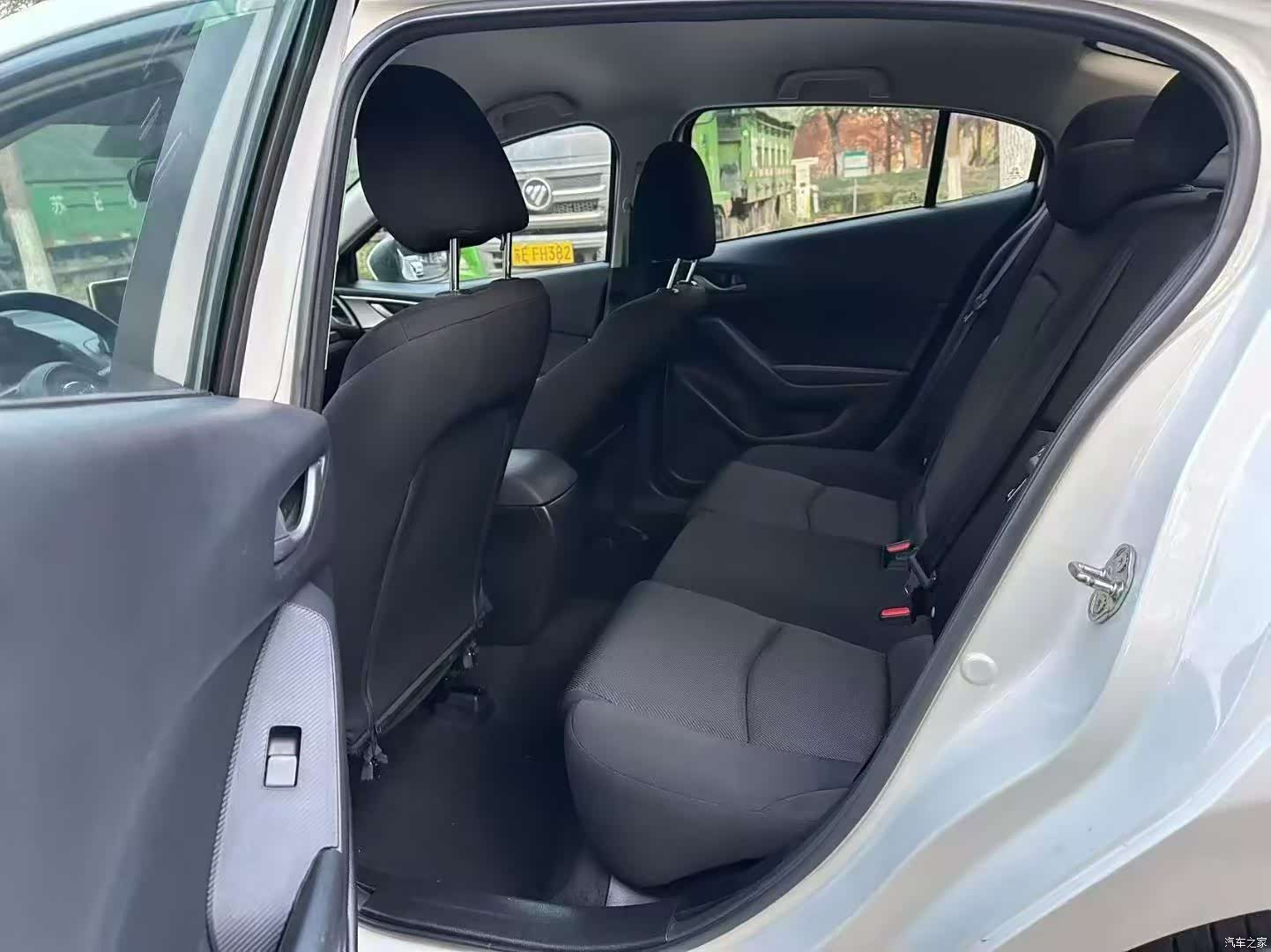Mazda Mazda3, 2018 8