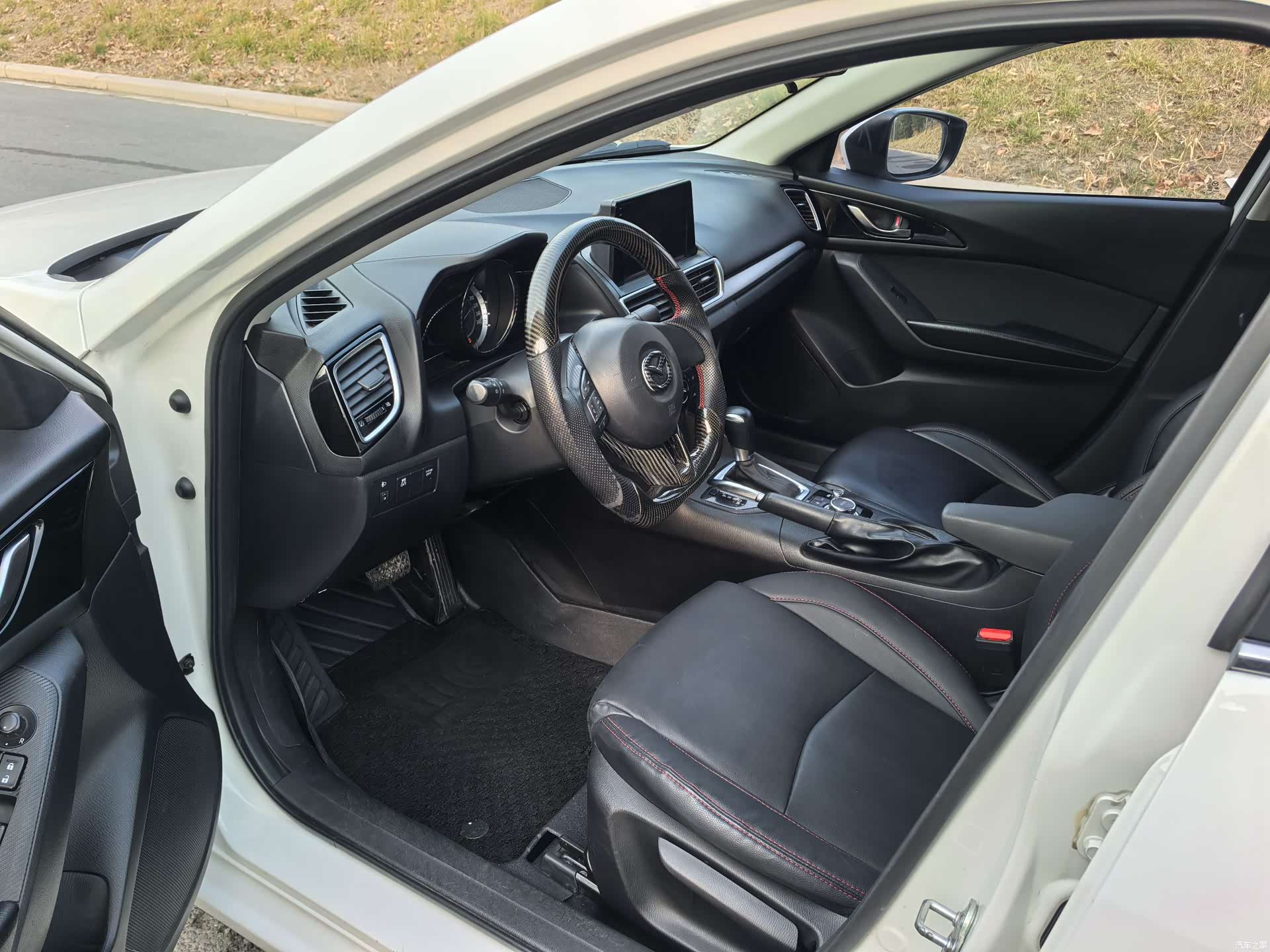 Mazda Mazda3, 2016 4