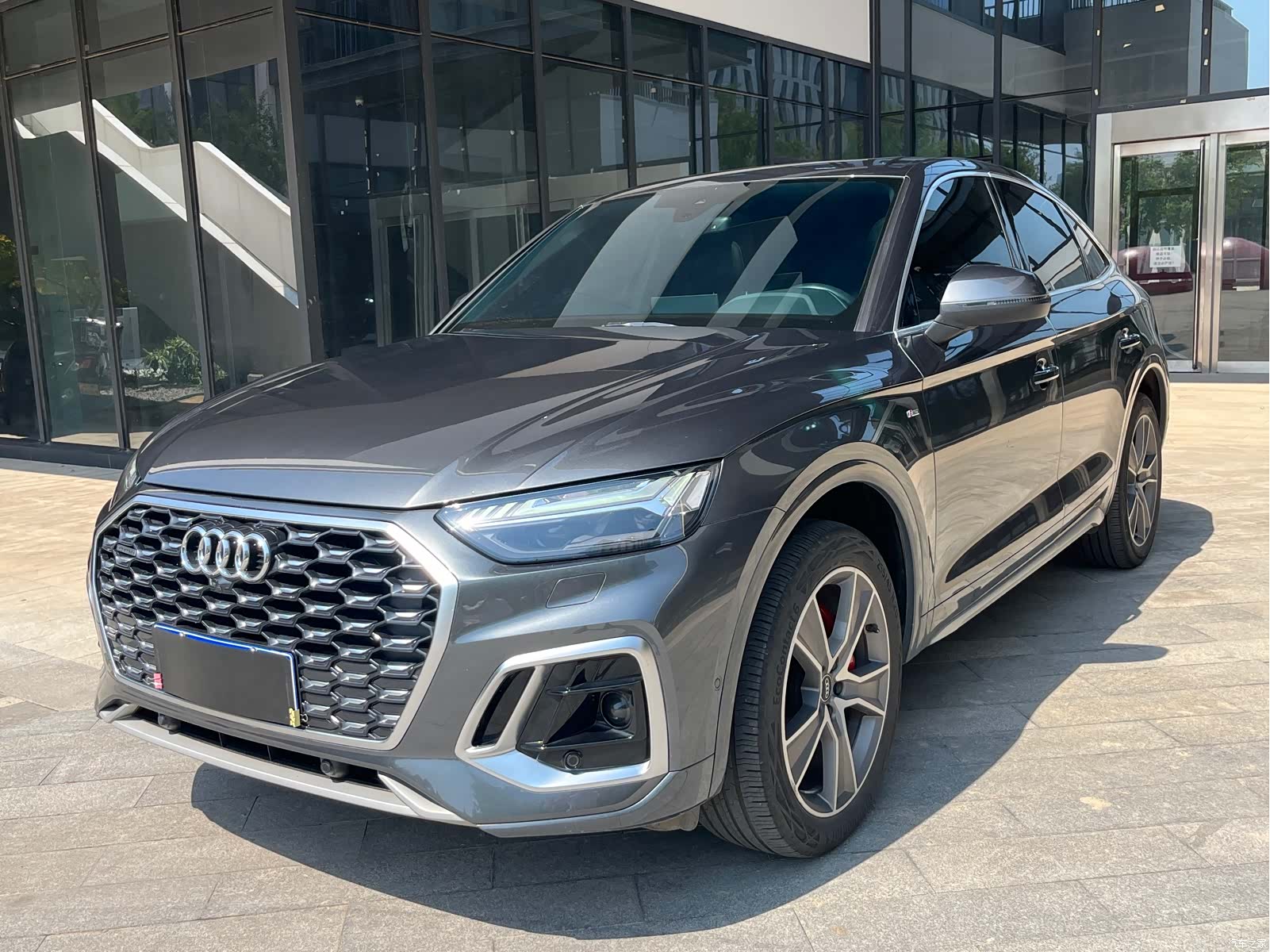 Audi Q5L, 2022 1