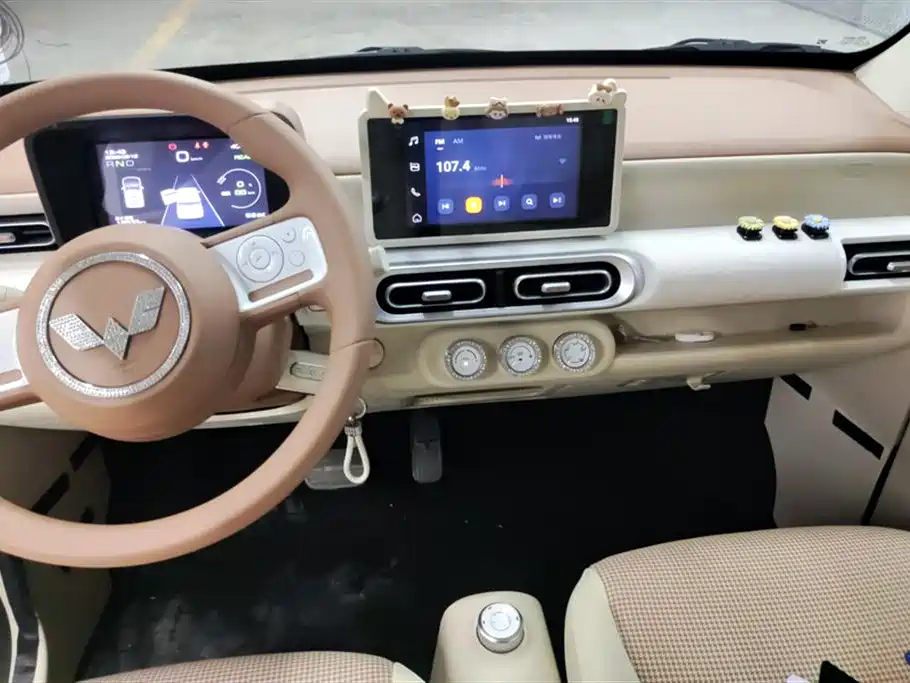 Wuling Hongguang MINIEV Wuling Hongguang MINIEV