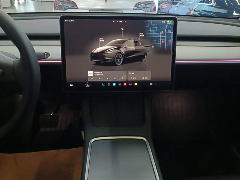 Tesla Model Y Tesla Model Y