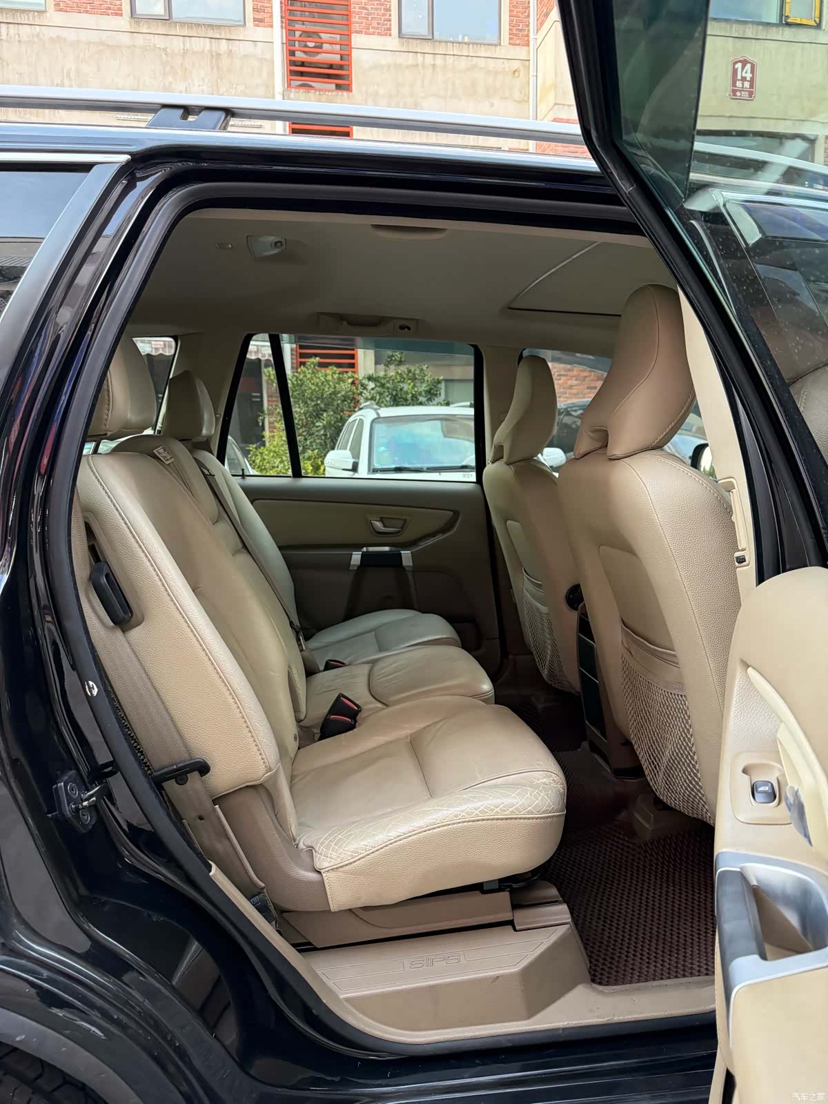 Volvo XC90, 2012 8