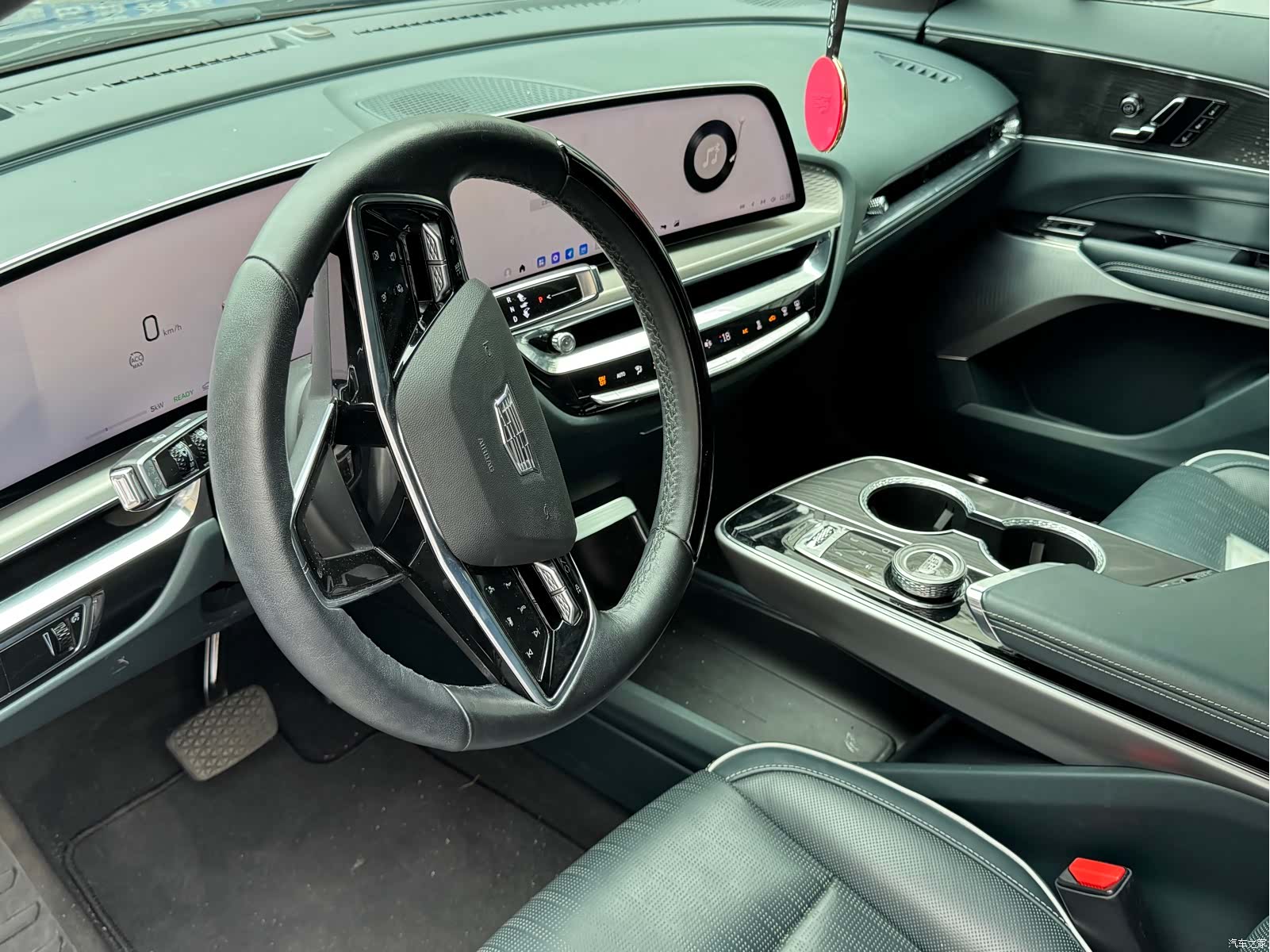 Cadillac IQ, 2023 8