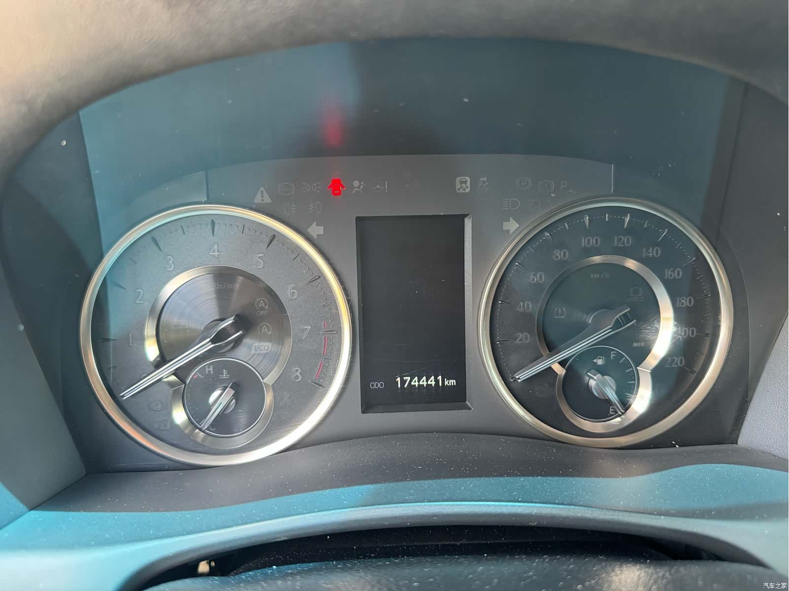Toyota Alphard, 2018 6