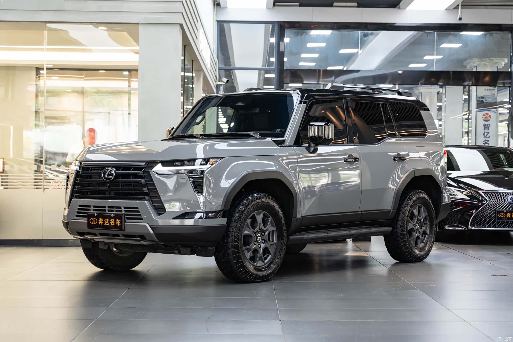 Lexus GX, 2025 1