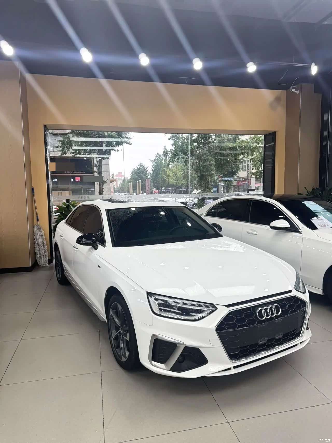 Audi A4L, 2021 3