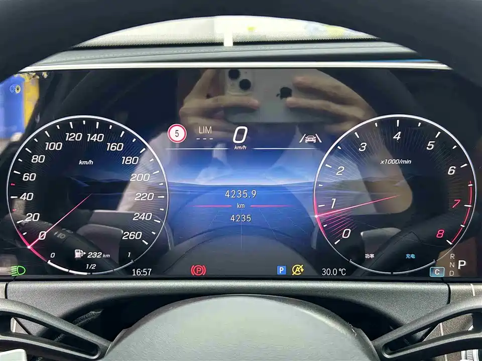 Mercedes-Benz E-class Mercedes-Benz E-class