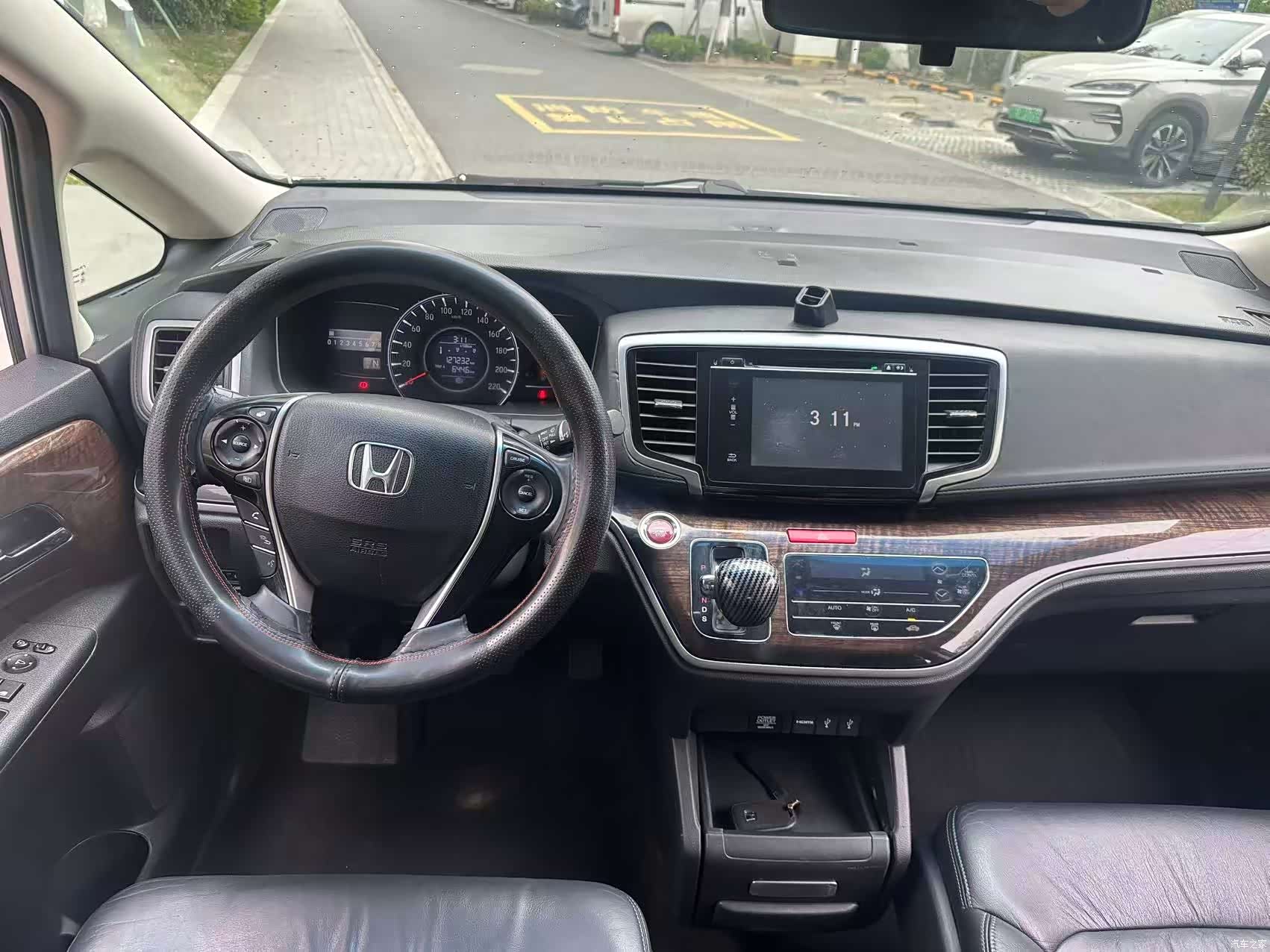 Honda Odyssey, 2015 11