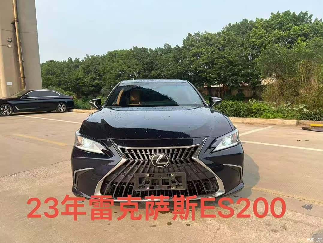 Lexus ES, 2023 2
