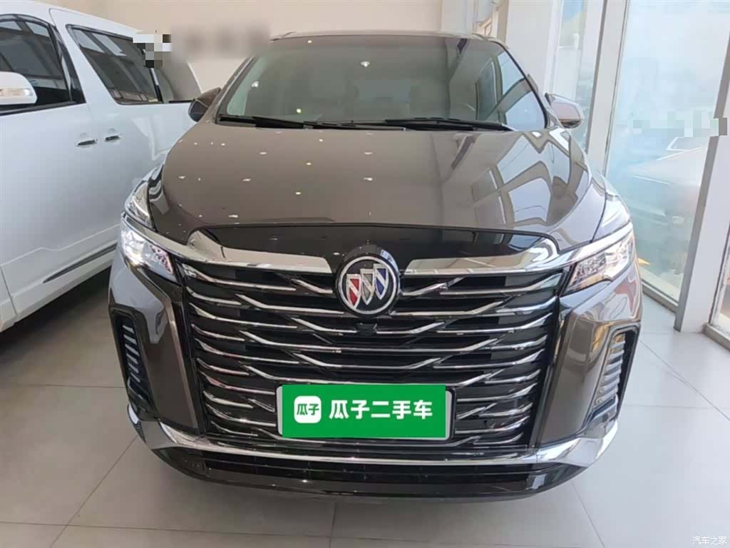 Buick GL8, 2025 3