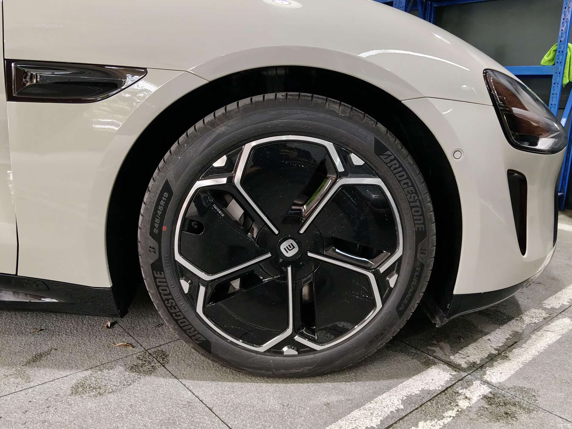 Xiaomi SU7, 2026 18