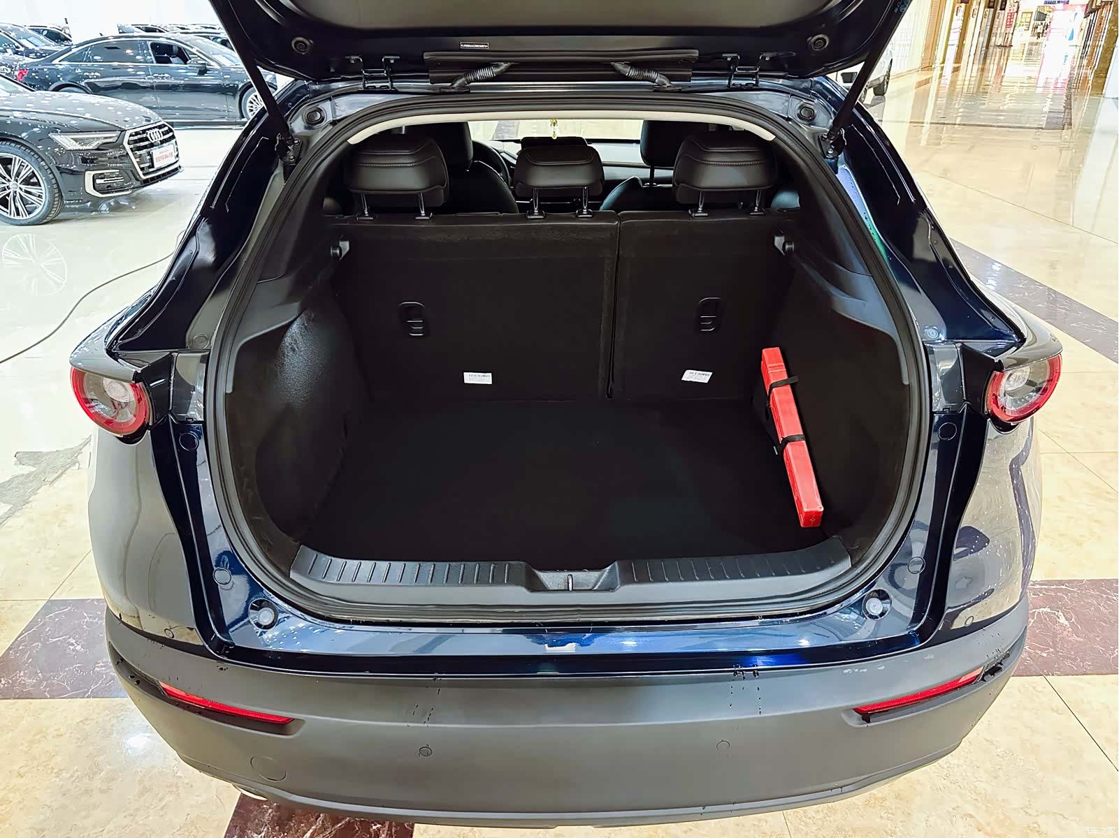 Mazda CX-30, 2022 17